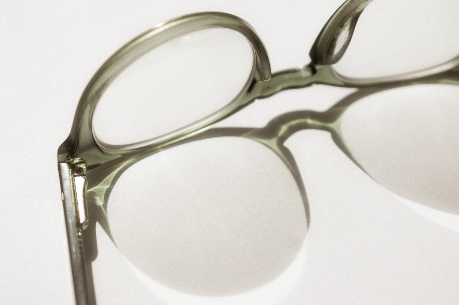 Cómo combinar estilo y salud en tus gafas